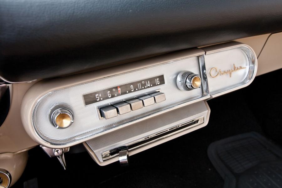  Chrysler 300C Convertible 1957 года  (фото 7 из 39)